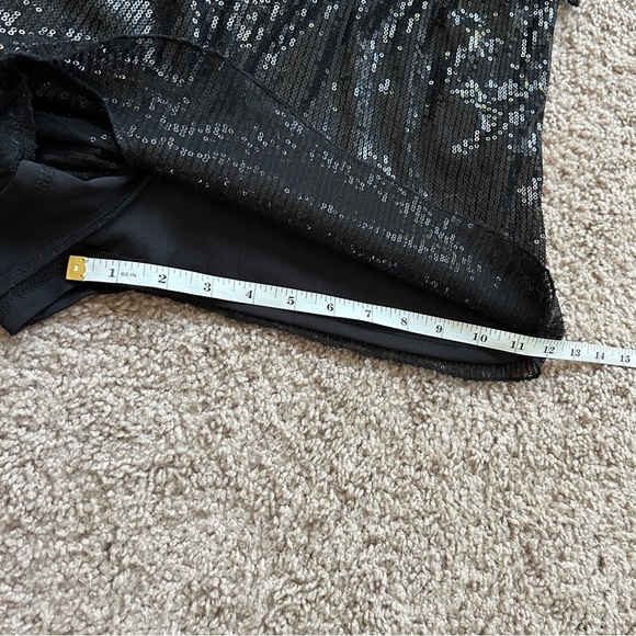 RAGA Urban Outfitters All Over Black Lined Sequin Sleeveless Romper Size Medium - Picture 10 of 15